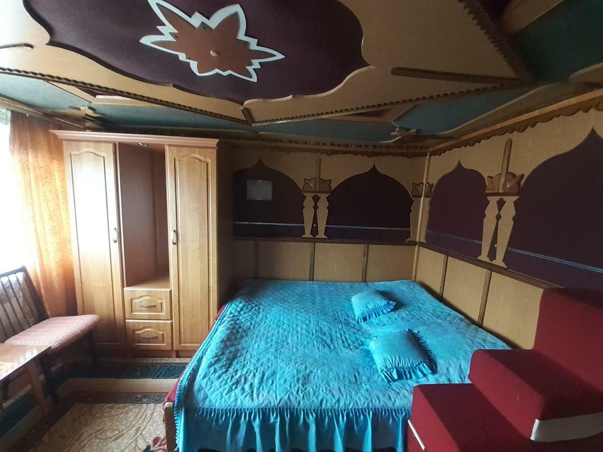 Hotel Kатруся Yaremche Exterior foto